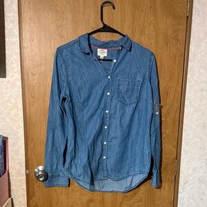 St. John's Bay Women's Blue Denim Button-Down Shirt